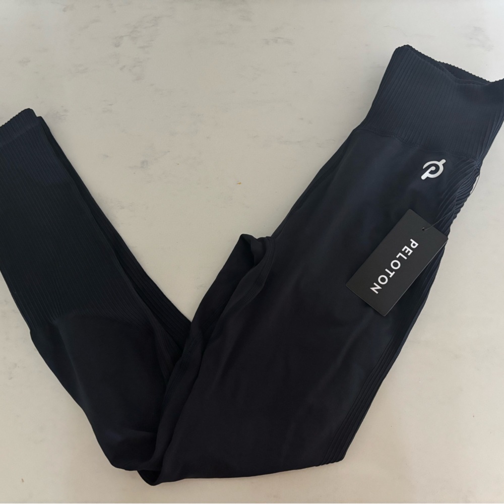 Peloton Woman’s Navy Blue Leggings